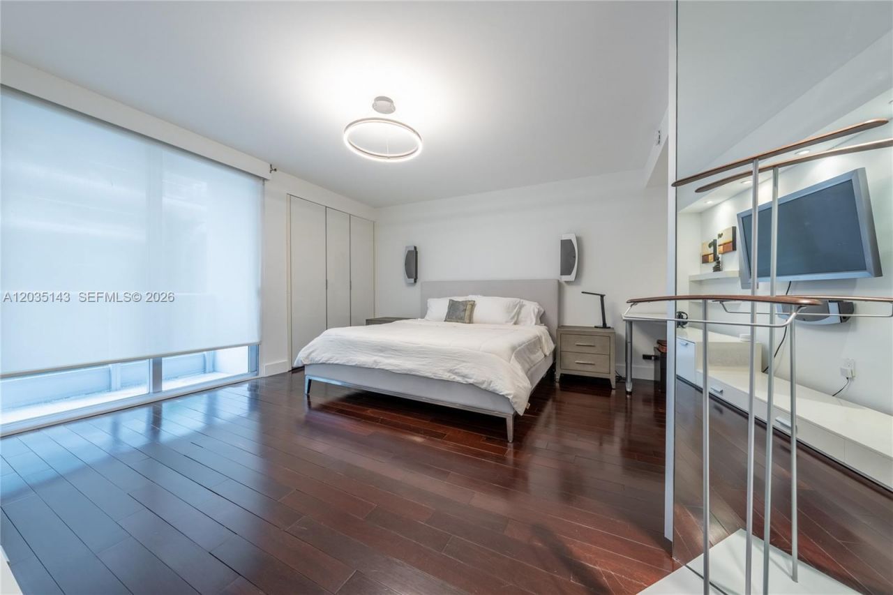 9401 Collins Ave , Unit 403, Surfside, FL 33154 Photo