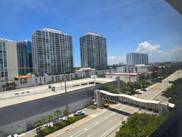 16909 N Bay Rd , Unit 1020, Sunny Isles Beach, FL 33160