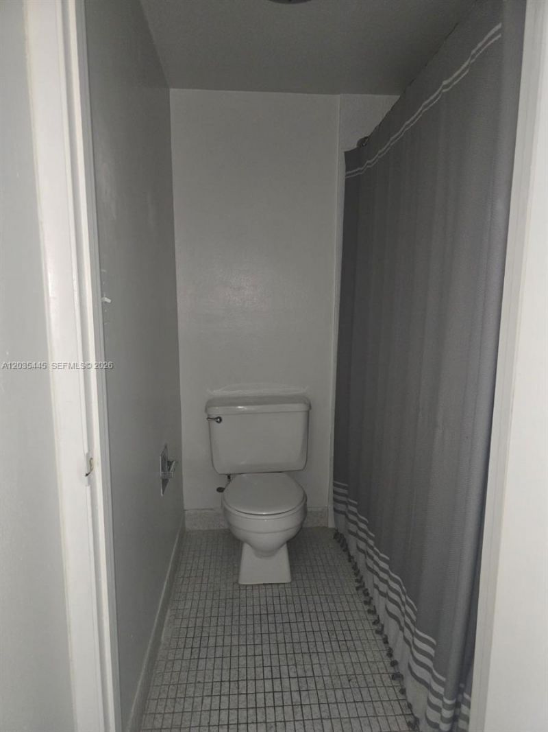 16909 N Bay Rd, Unit 1020, Sunny Isles Beach, FL 33160 Photo