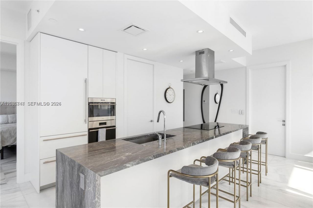 700 NE 26th Ter, Unit 1405, Miami, FL 33137 Photo