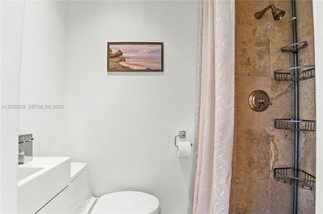 1570 Meridian Ave, Unit 8, Miami Beach, FL 33139 Photo