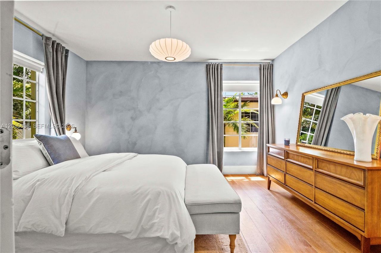 1570 Meridian Ave, Unit 8, Miami Beach, FL 33139 Photo
