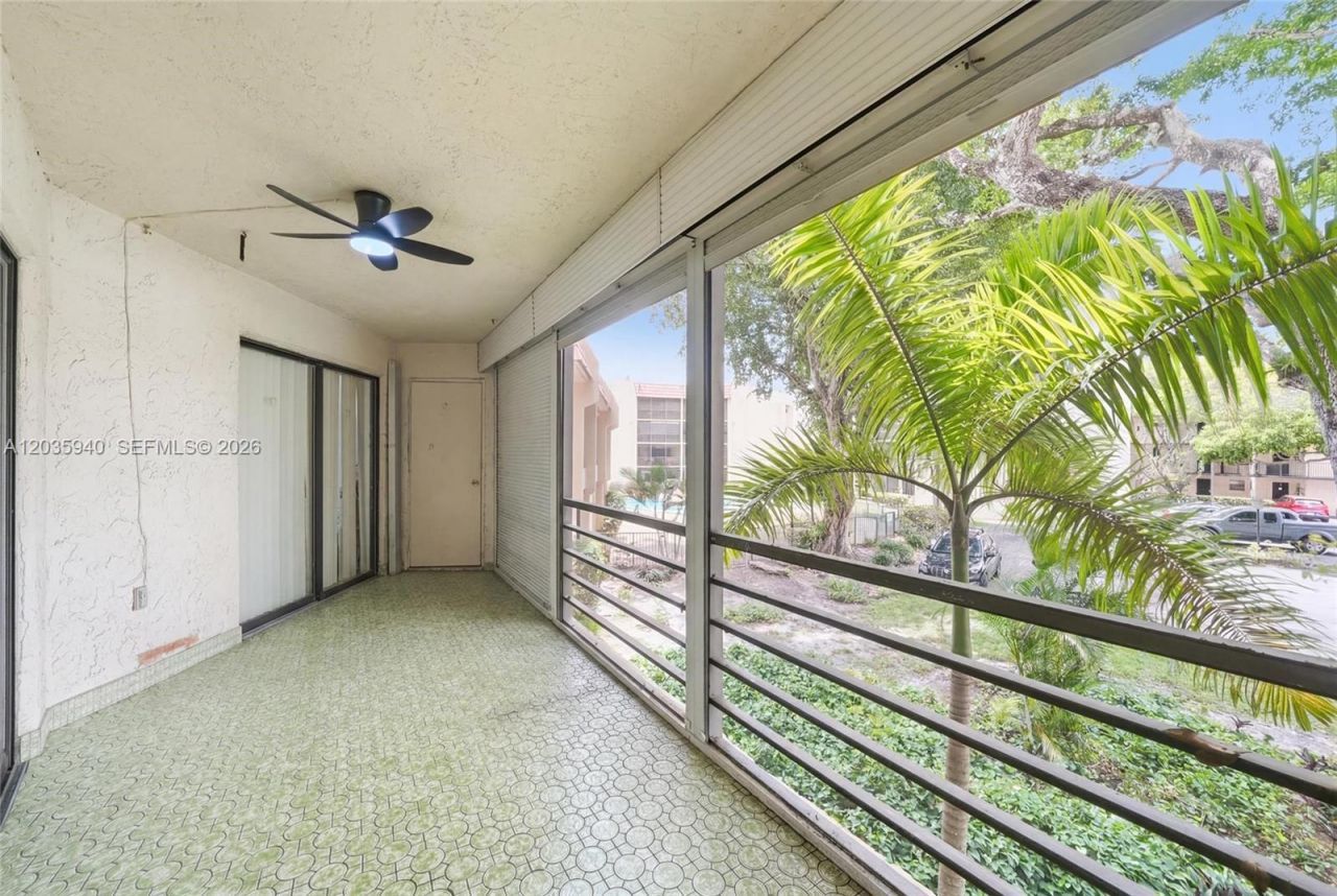 6855 W Broward Blvd , Unit 212, Plantation, FL 33317 Photo