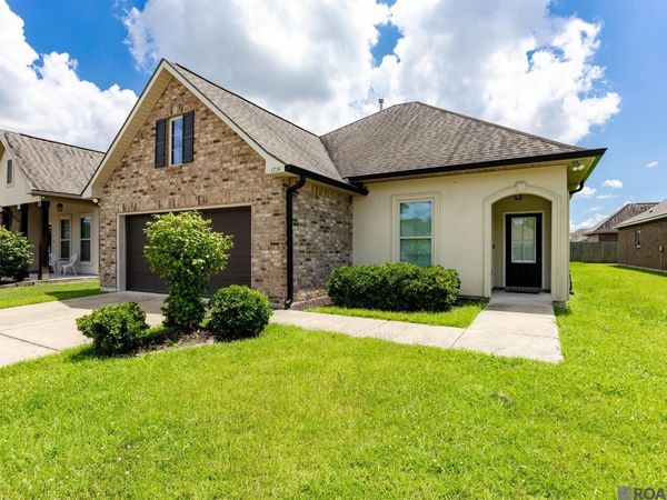 1731 Shadowbrush Way, St Gabriel, LA 70776