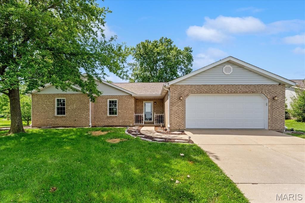 320 Harvest Street , Millstadt, IL 62260 Main Photo