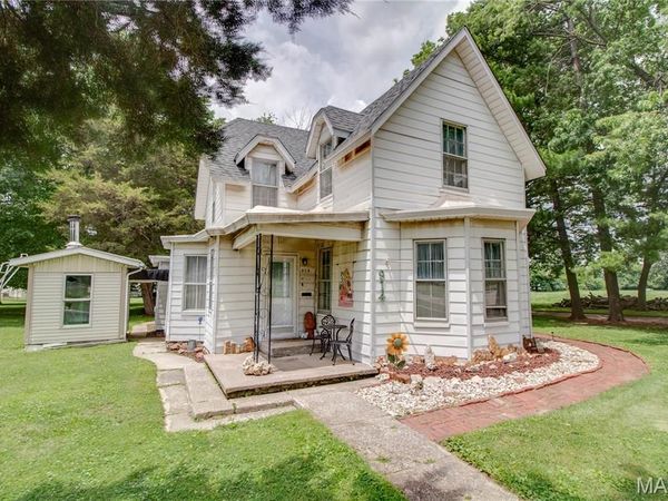 914 N Giddings Avenue , Jerseyville, IL 62052