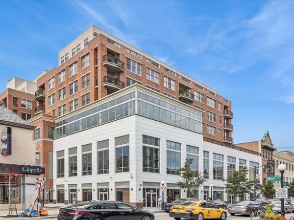 1124 LAKE Street , Unit 503, Oak Park, IL 60301