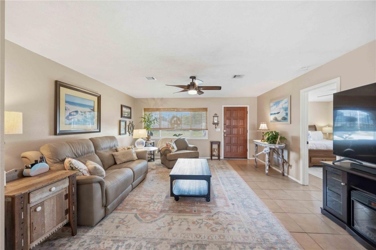 10068 Amelia Avenue , Englewood, FL 34224 Photo