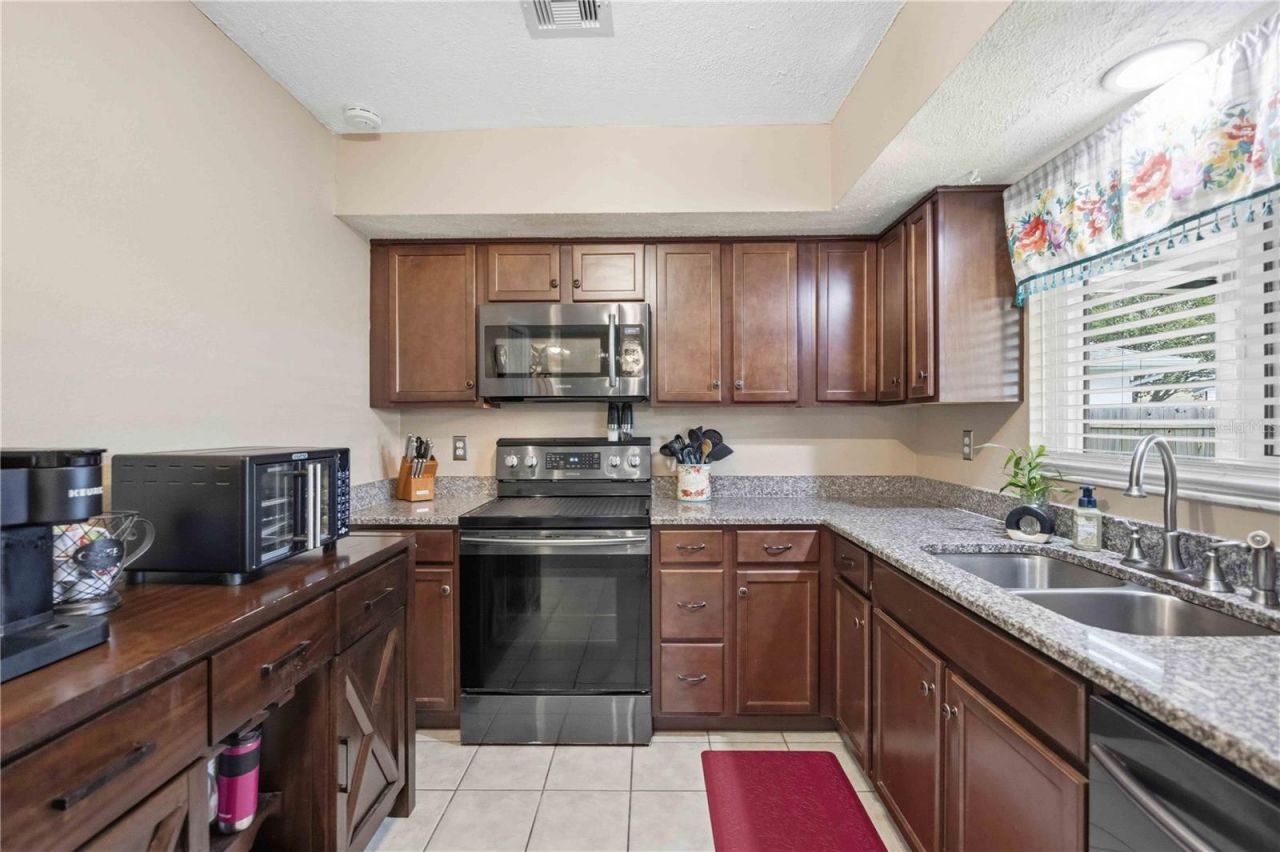 10068 Amelia Avenue , Englewood, FL 34224 Photo