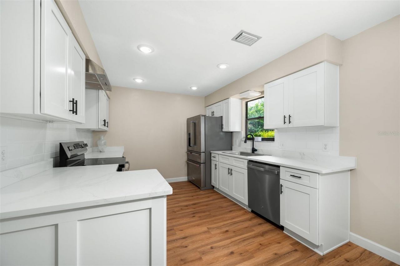 4216 NW 65th Terrace , Gainesville, FL 32606 Photo