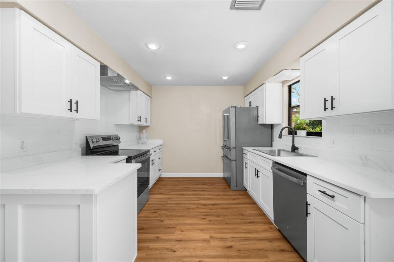 4216 NW 65th Terrace , Gainesville, FL 32606 Photo