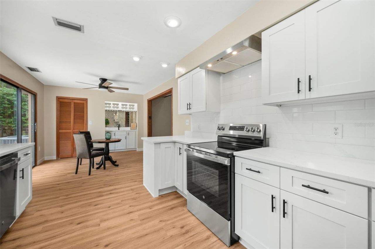 4216 NW 65th Terrace , Gainesville, FL 32606 Photo