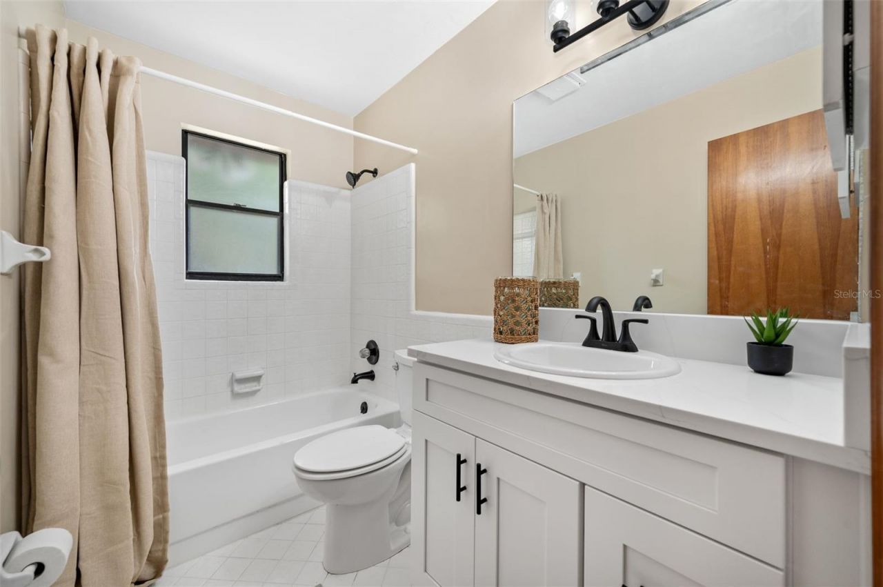 4216 NW 65th Terrace , Gainesville, FL 32606 Photo