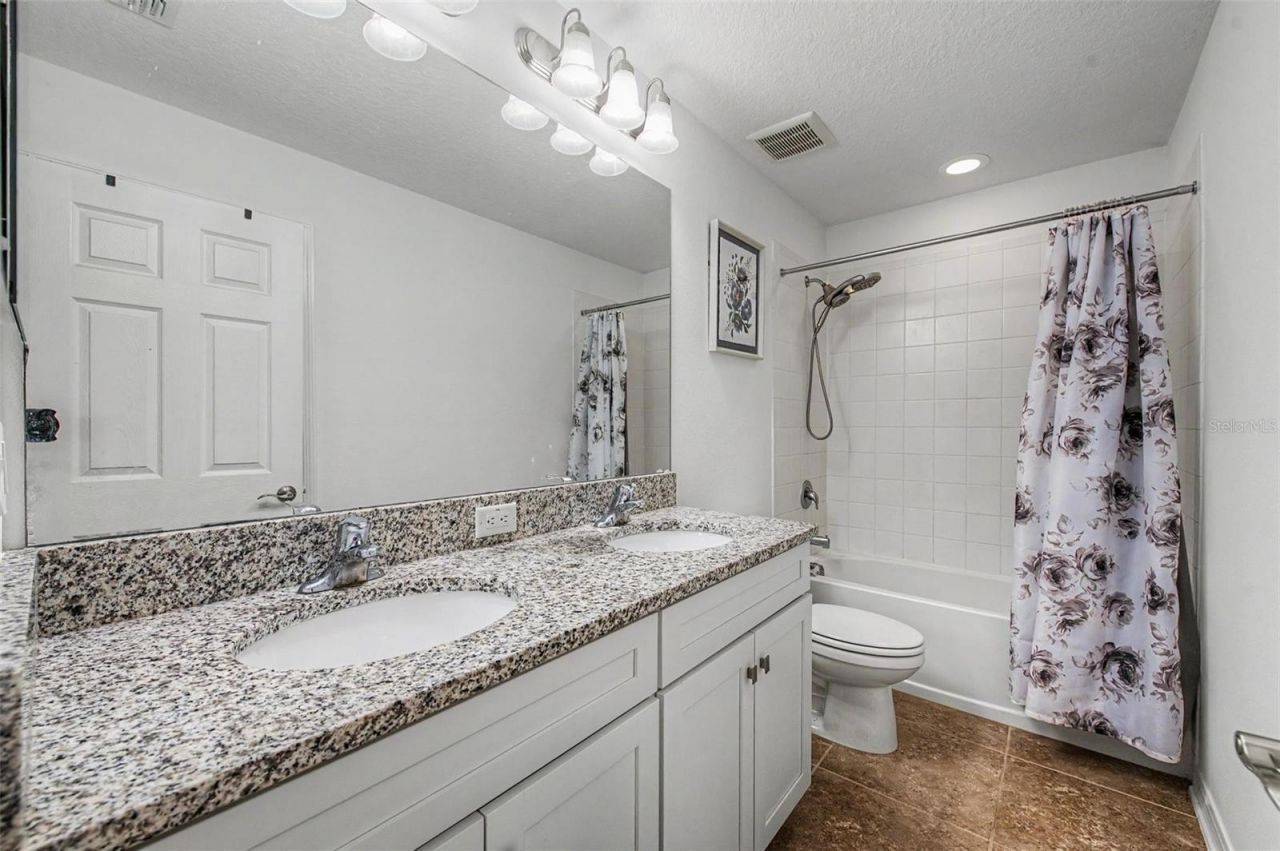 19462 Rosemoor Avenue , Lutz, FL 33558 Photo
