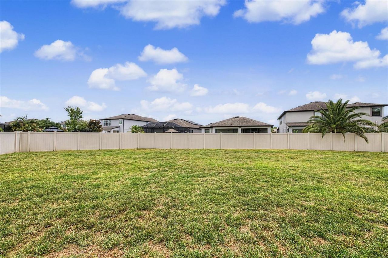 19462 Rosemoor Avenue , Lutz, FL 33558 Photo
