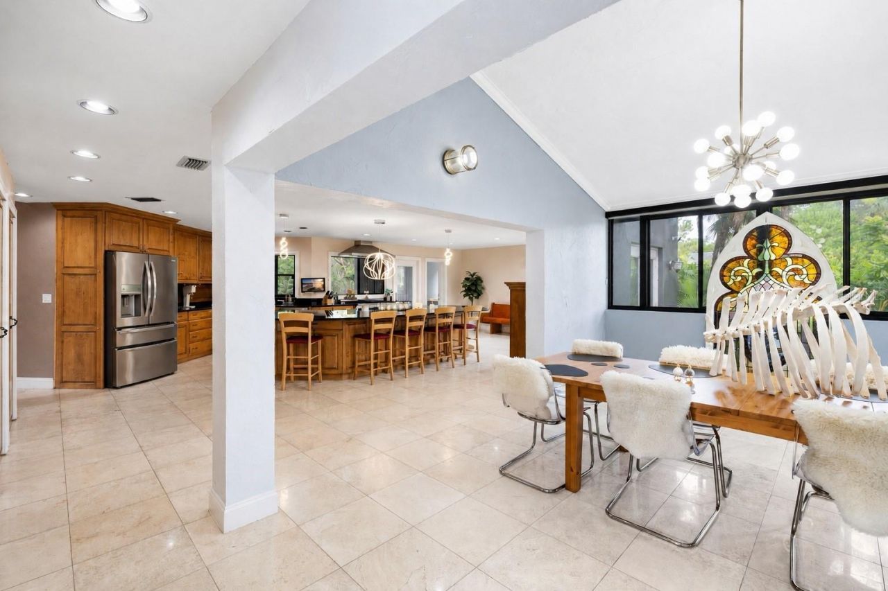 410 Montrose Avenue , Temple Terrace, FL 33617 Photo