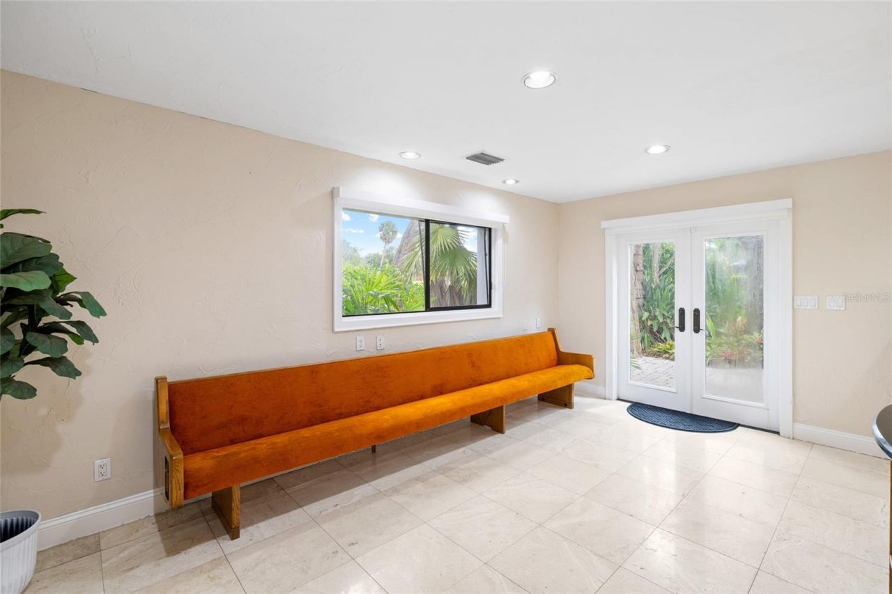 410 Montrose Avenue , Temple Terrace, FL 33617 Photo