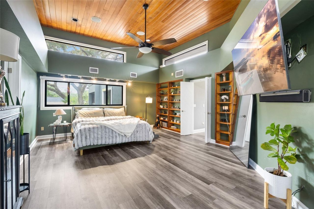 410 Montrose Avenue , Temple Terrace, FL 33617 Photo