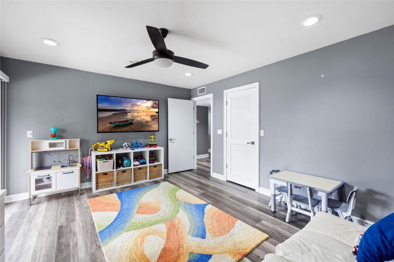 410 Montrose Avenue , Temple Terrace, FL 33617 Photo