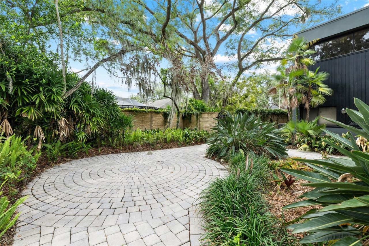 410 Montrose Avenue , Temple Terrace, FL 33617 Photo