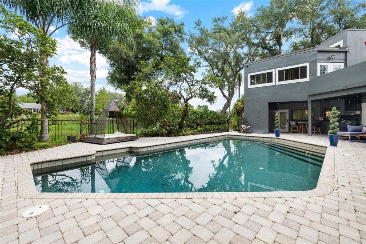 410 Montrose Avenue , Temple Terrace, FL 33617 Photo