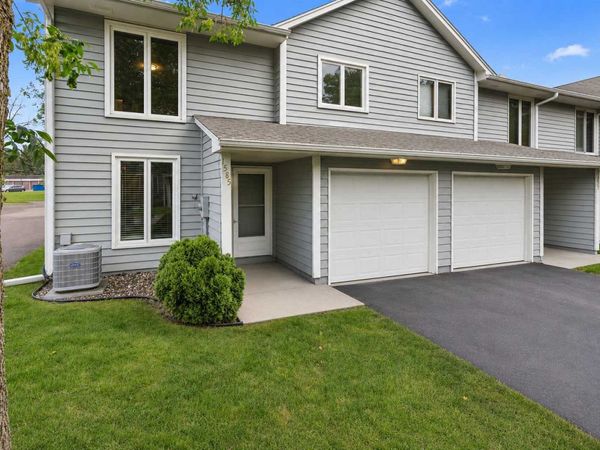 1585 Millpond Court, Chaska, MN 55318