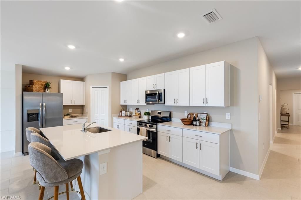 322 Marabou Dr , Lehigh Acres, FL 33936 Photo