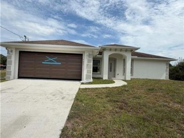 7057 Brazil CIR , LABELLE, FL 33935
