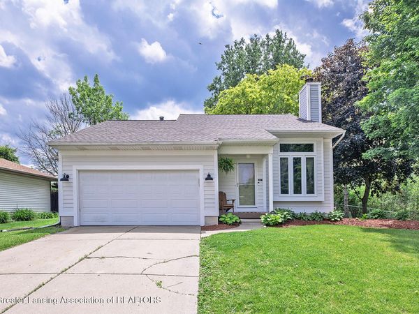 4625 Glenberry Drive, Holt, MI 48842