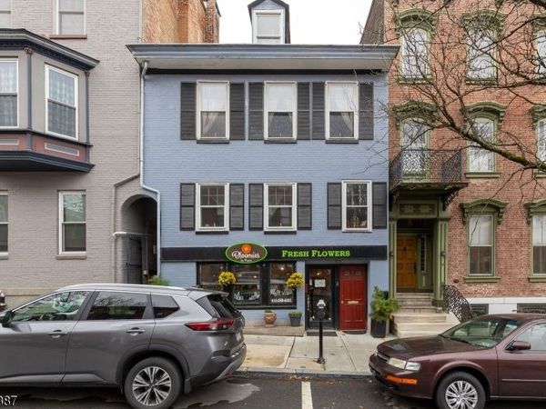 21 N 2nd St, Pennsylvania, PA 18042