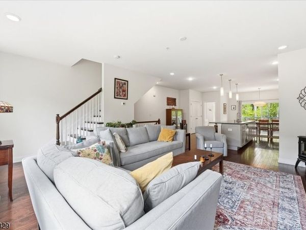 503 Abbe Rd, Little Falls, NJ 07424