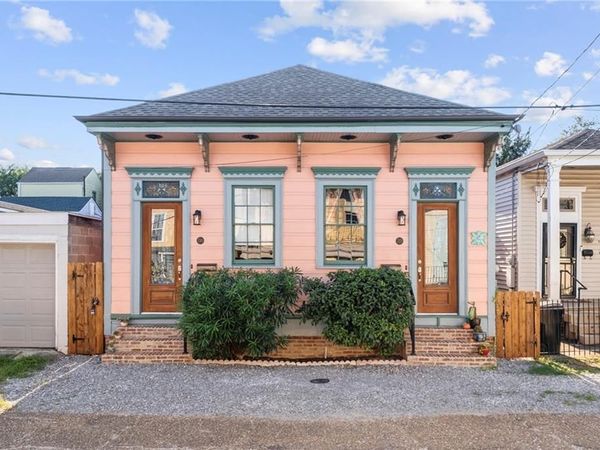 712 HARMONY Street , New Orleans, LA 70115