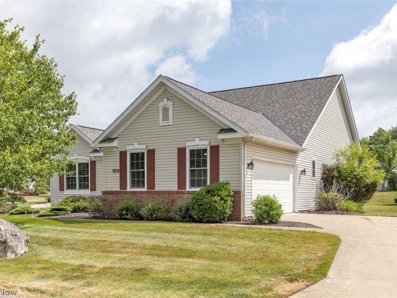 1467 Golden Lane, Broadview Heights, OH 44147 Photo 1