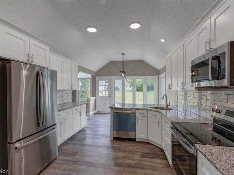 1467 Golden Lane, Broadview Heights, OH 44147 Photo 12