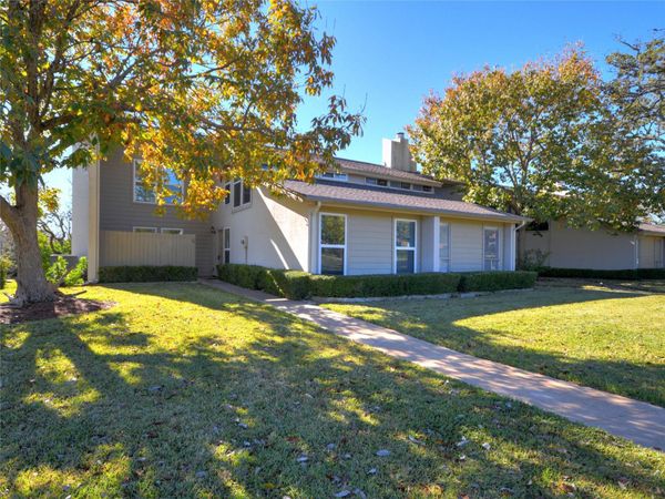 100 Lido CIR , Unit G2, Lakeway, TX 78734