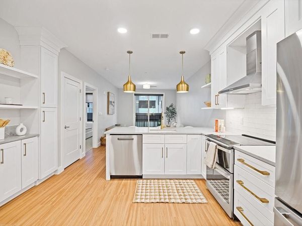 99 Foundry Place, Unit 206, Portsmouth, NH 03801