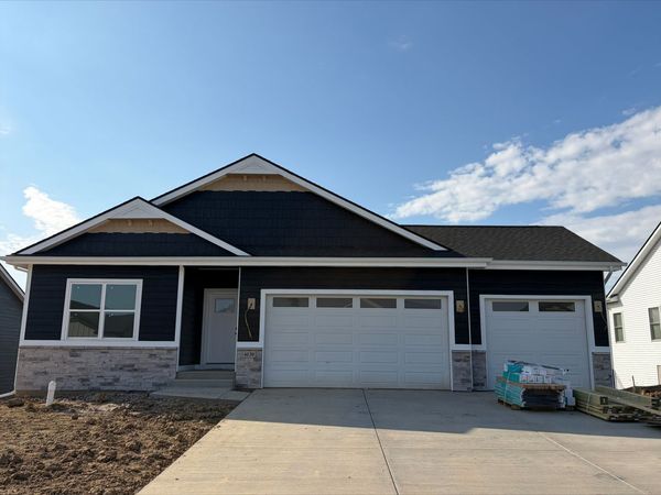 6130 Thor Avenue, Davenport, IA 52807
