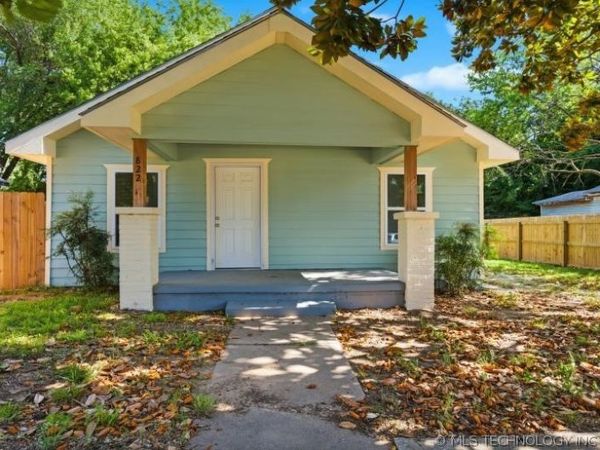 822 W 10th , Ada, OK 74820