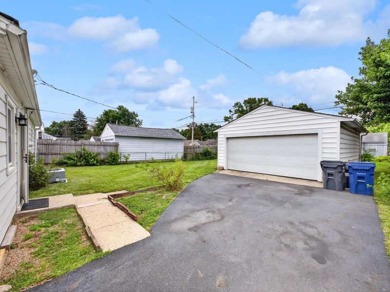 4493 Saint Ann Lane, Columbus, OH 43213 Photo 14
