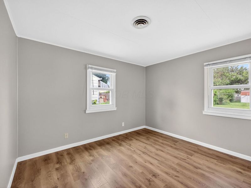 4493 Saint Ann Lane, Columbus, OH 43213 Photo 7