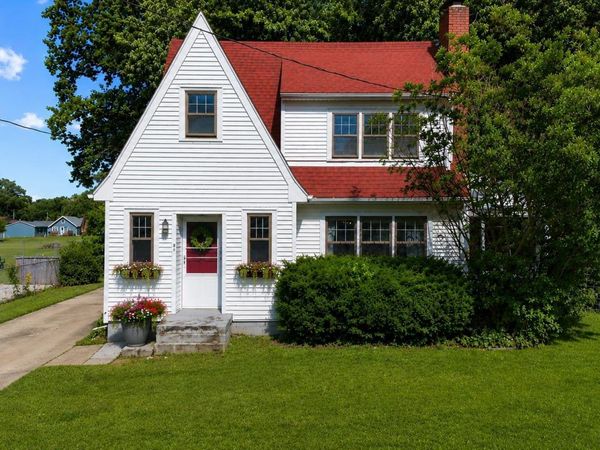 127 S EUCLID Avenue, East Peoria, IL 61611