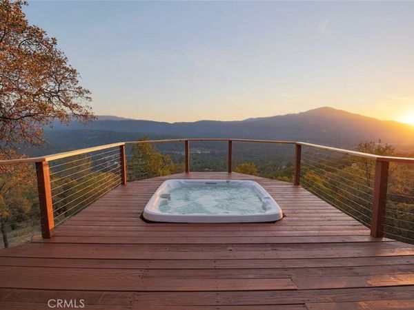 50616 Woodside Lane, Oakhurst, CA 93644