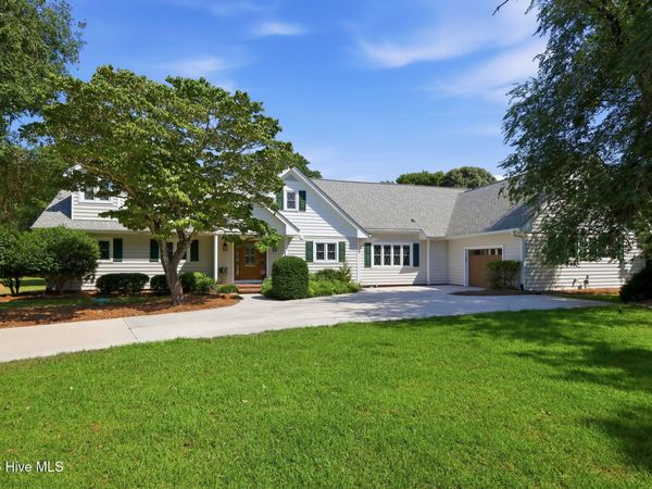121 Harbour Drive , Hubert, NC 28539