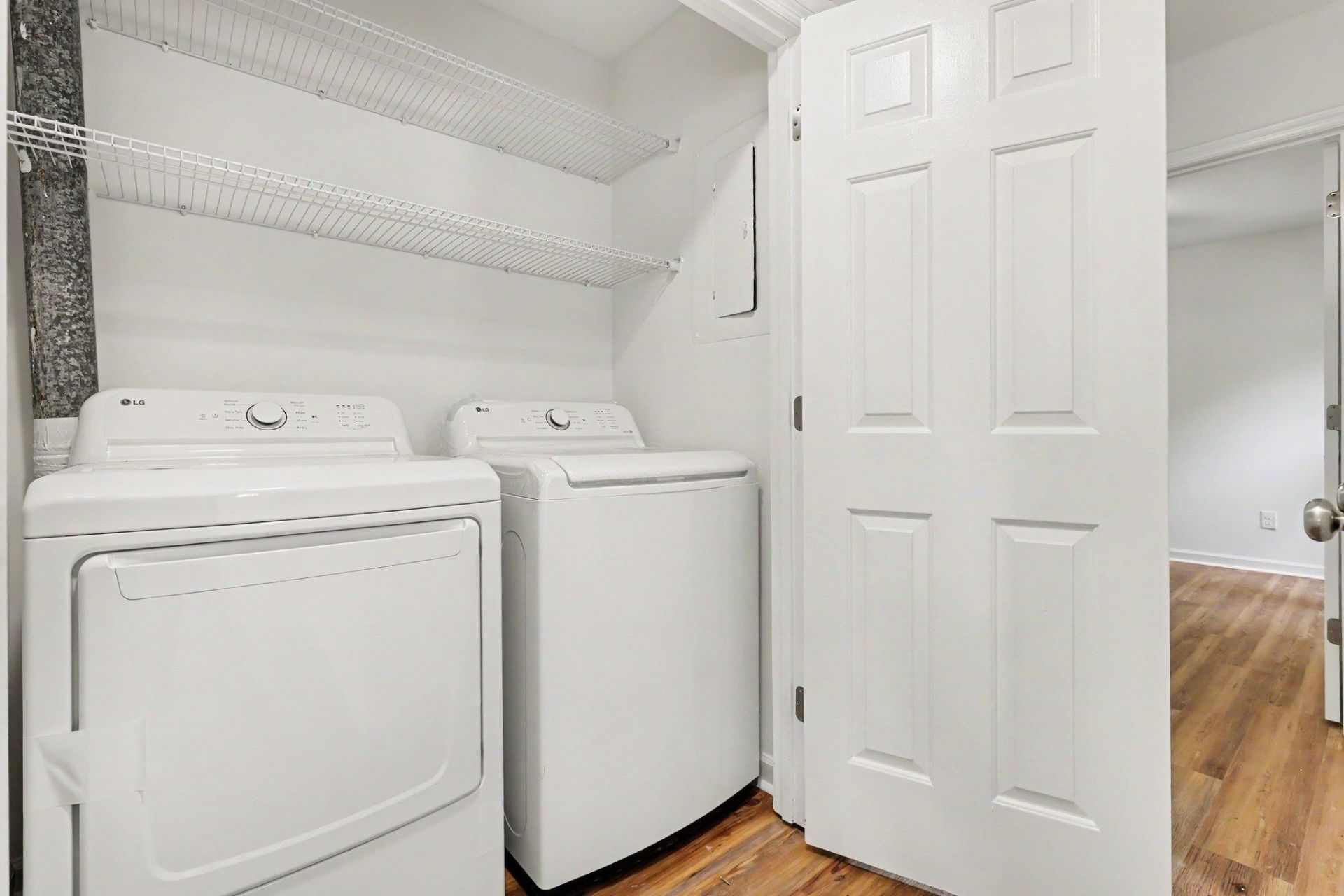 838 Heather Ln. Photo 17