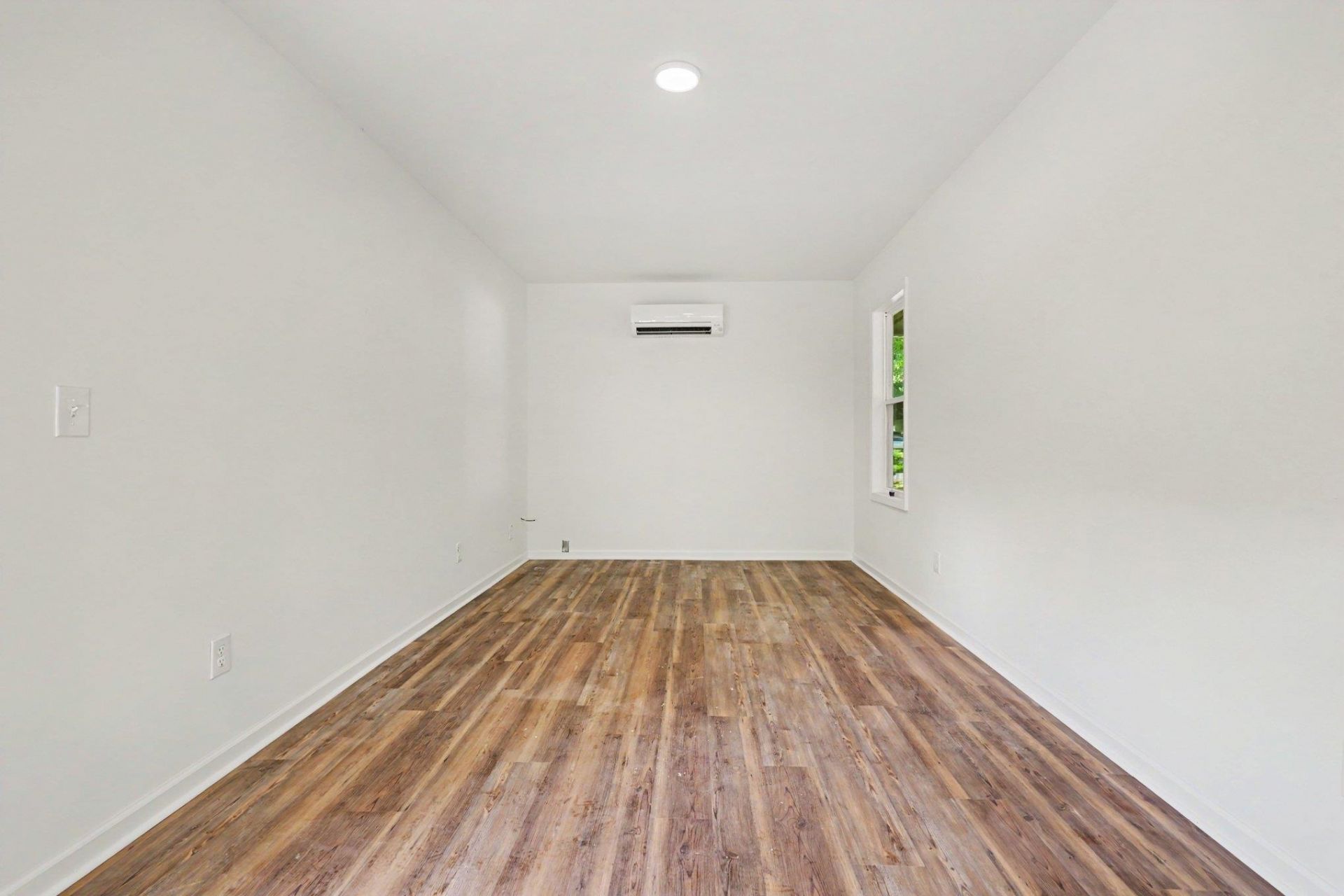 838 Heather Ln. Photo 19