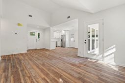 838 Heather Ln. photo 4