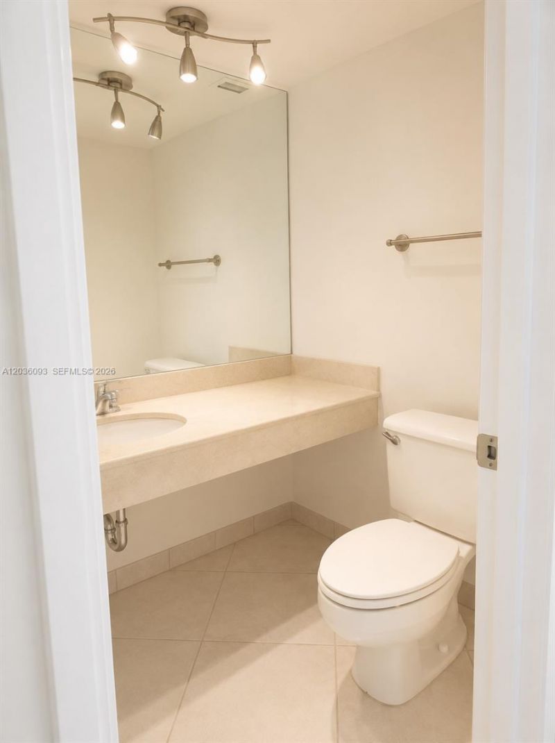 6770 Indian Creek Dr , Unit 7P, Miami Beach, FL 33141 Photo
