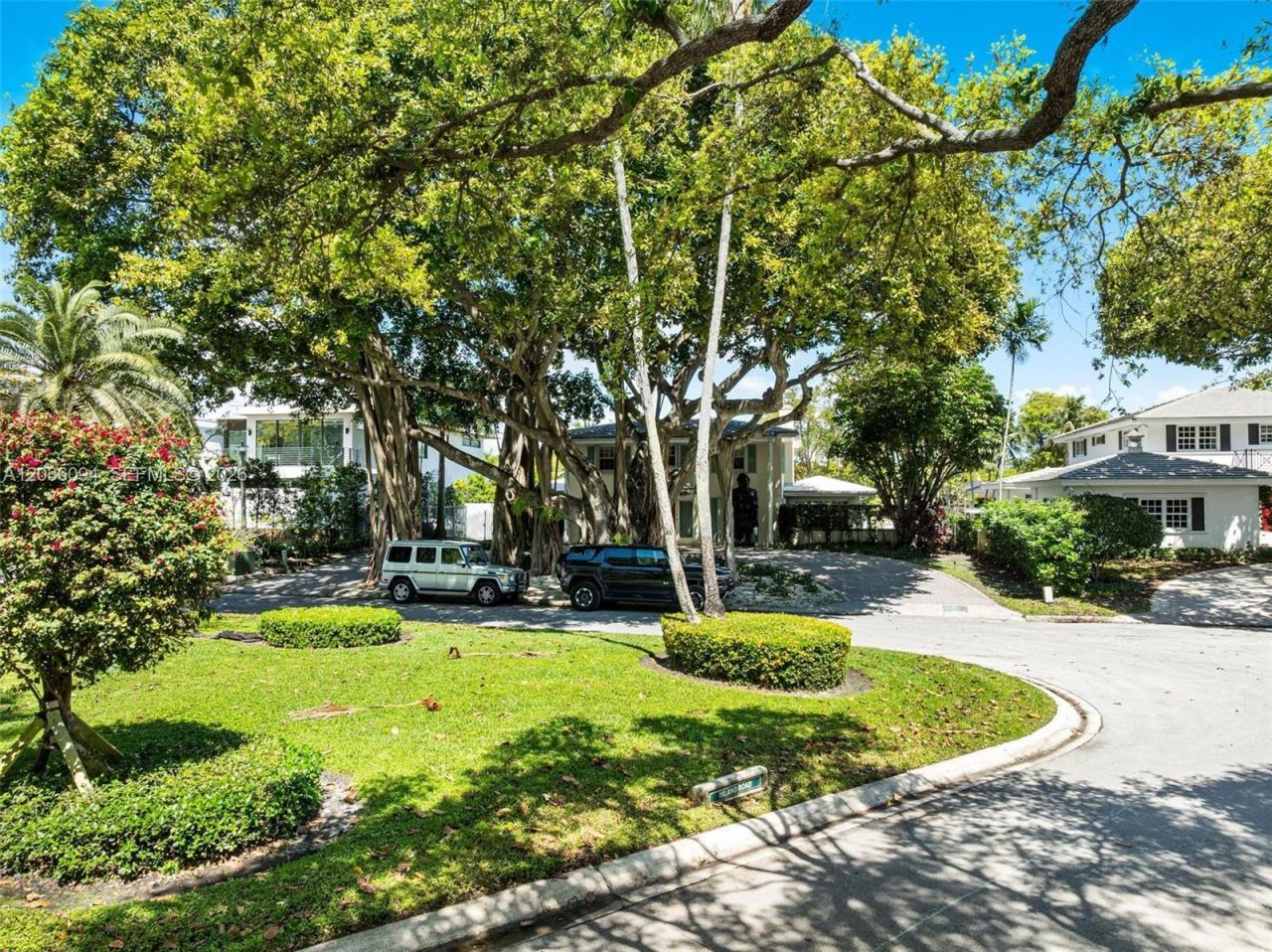 655 Buttonwood Ln , Miami, FL 33137 Photo