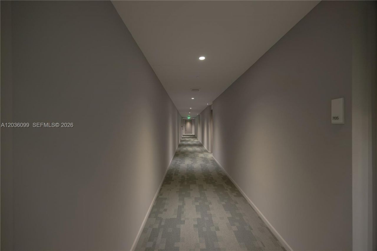 1300 Brickell Bay Dr, Unit 710, Miami, FL 33131 Photo