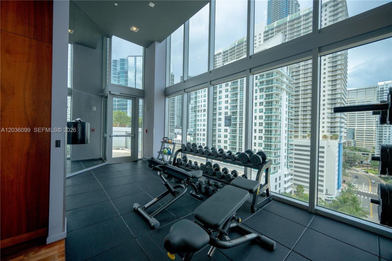 1300 Brickell Bay Dr, Unit 710, Miami, FL 33131 Photo
